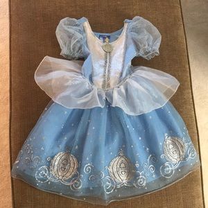 Disney Store Cinderella XXS (2/3)